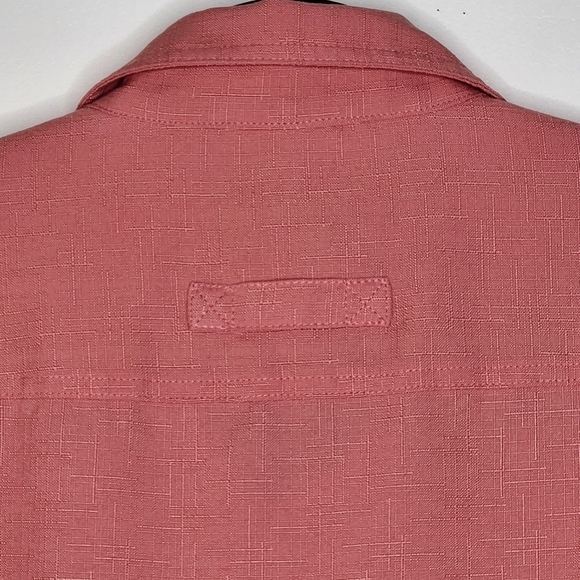 Vtg John Blair Mens M Long Sleeve Button Up Shoulder Strap Pleated Pockets Pink - Picture 7 of 10